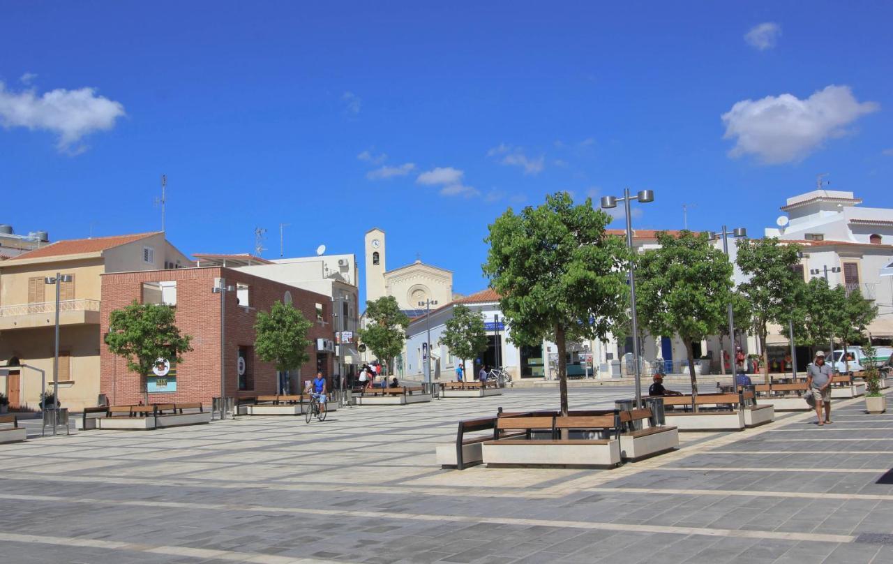 Archimede, Appartamento Con Vista In Centro A Marina Di Ragusa Exterior foto